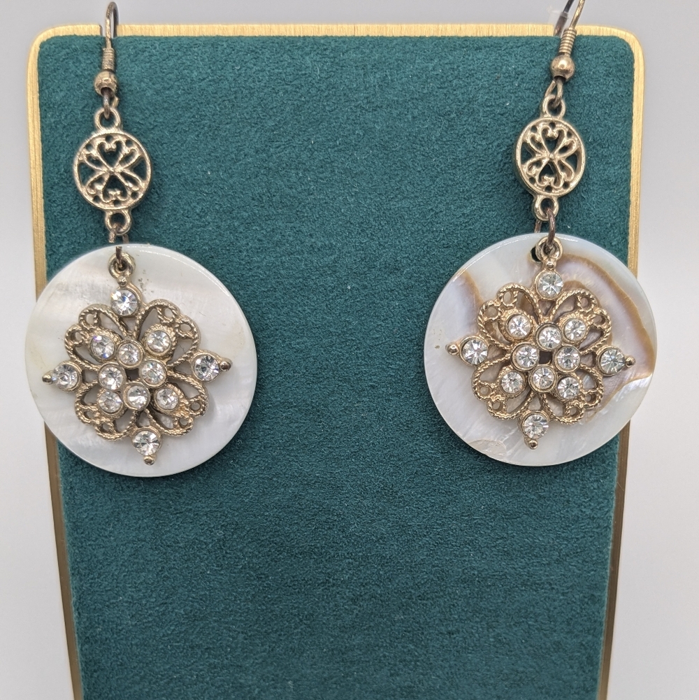 Vintage Mother Of Pearl Dangle Earrings Boho Coastal